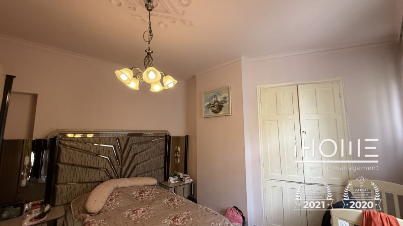 Продава МНОГОСТАЕН, гр. София, Център, снимка 5 - Апартаменти - 53450080