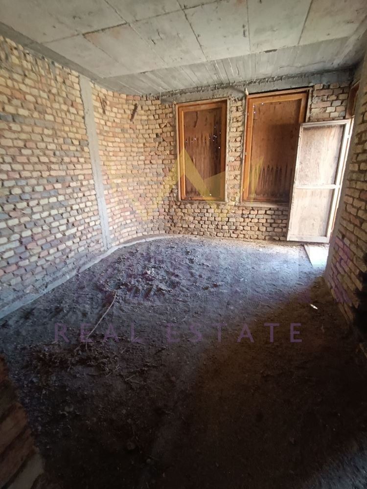 Продава КЪЩА, гр. Вълчи дол, област Варна, снимка 11 - Къщи - 52639125