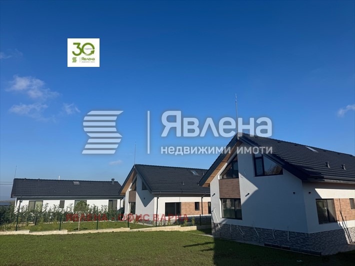Продава КЪЩА, гр. Варна, с. Звездица, снимка 4 - Къщи - 55994964