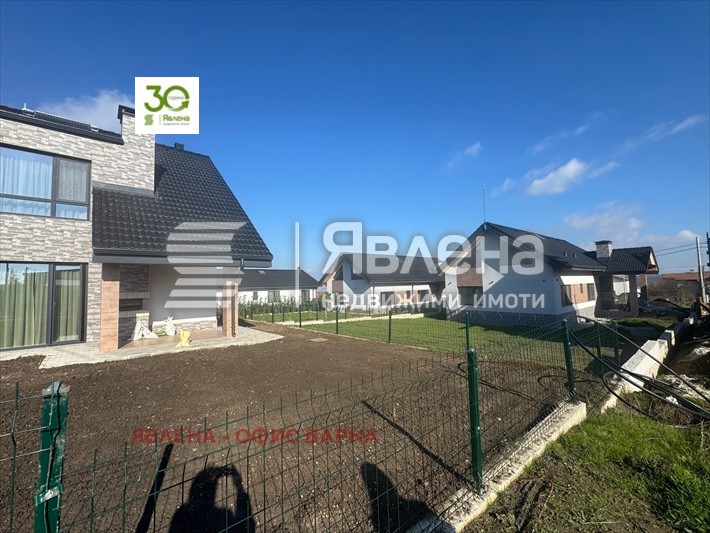 Продава КЪЩА, гр. Варна, с. Звездица, снимка 3 - Къщи - 55994964