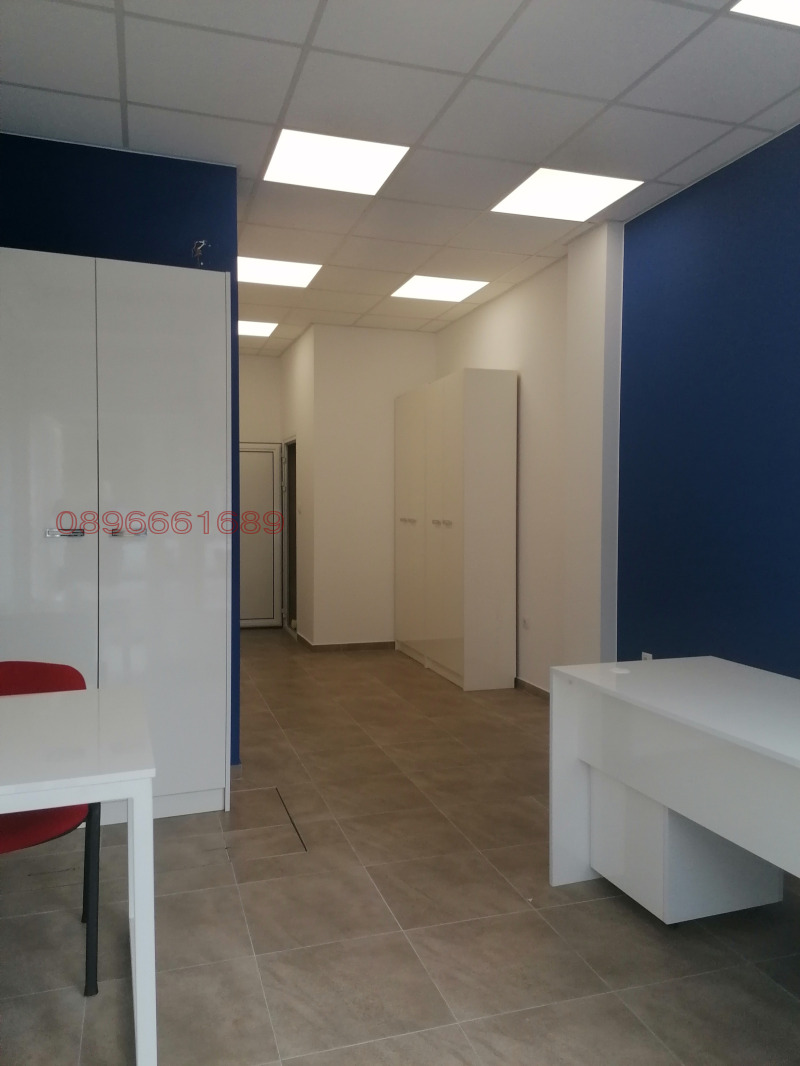 Продава МАГАЗИН, гр. Варна, Център, снимка 3 - Магазини - 52800350