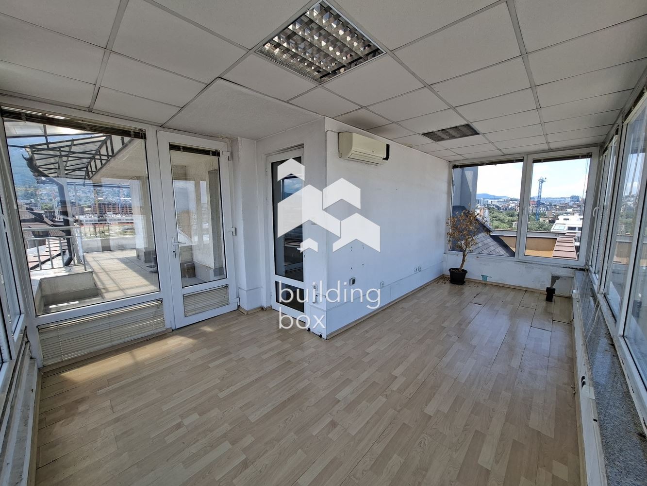 Продава 3-СТАЕН, гр. София, Манастирски ливади, снимка 2 - Апартаменти - 55884599
