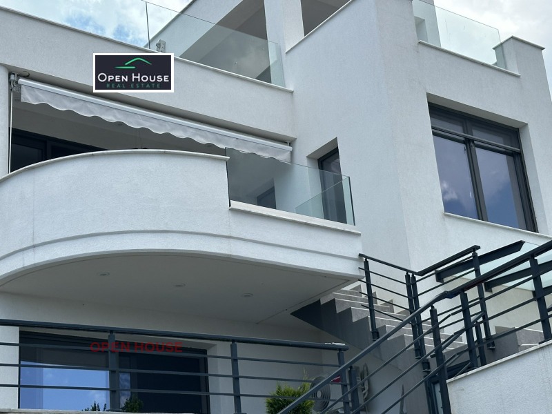 Продава 4-СТАЕН, Извън страната, област Извън страната, снимка 2 - Апартаменти - 51289766