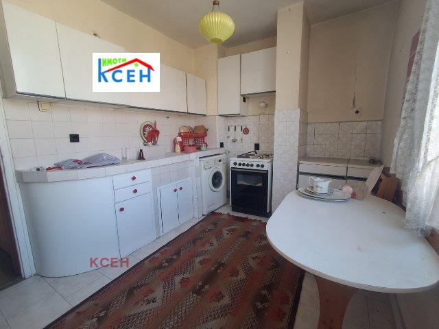 Продава 3-СТАЕН, гр. Търговище, Боровец, снимка 3 - Апартаменти - 56117415