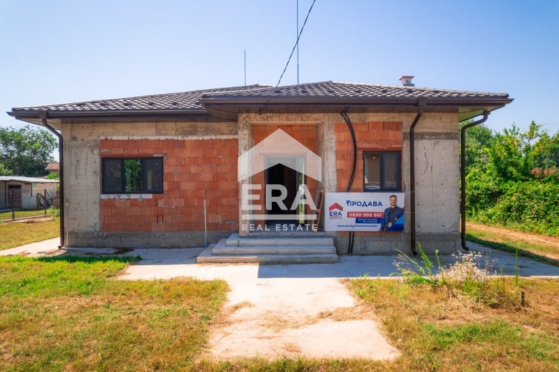 Продава КЪЩА, гр. Мартен, област Русе, снимка 3 - Къщи - 55571100