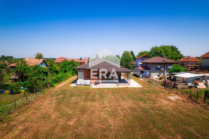 Продава КЪЩА, гр. Мартен, област Русе, снимка 4 - Къщи - 55571100