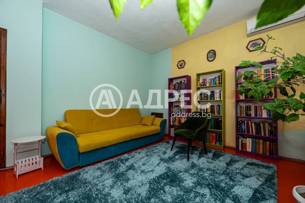 Продава ЕТАЖ ОТ КЪЩА, гр. Пловдив, Христо Смирненски, снимка 2 - Етаж от къща - 52604205
