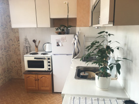 Studio Ilinden, Sofia 1