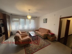 Piano della casa Koljo Ganchev, Stara Zagora 4