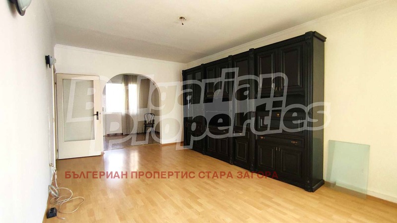 Продава  4-стаен град Стара Загора , Център , 100 кв.м | 58521206 - изображение [2]
