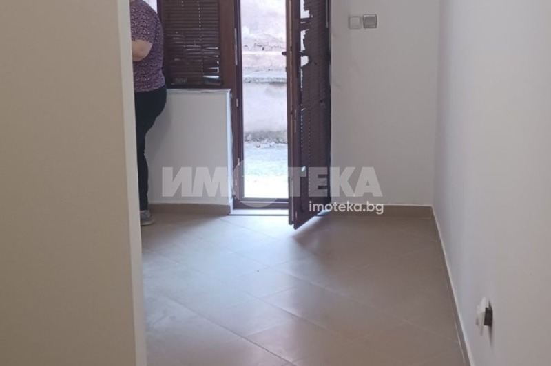 Til salg  Kontor Sofia , Reduta , 21 kvm | 86533139 - billede [4]