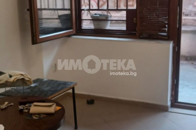 Til salg  Kontor Sofia , Reduta , 21 kvm | 86533139 - billede [2]