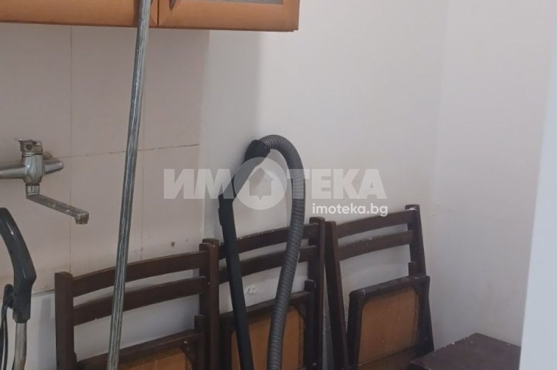 Til salg  Kontor Sofia , Reduta , 21 kvm | 86533139 - billede [5]