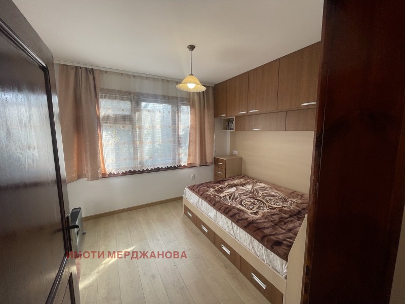 Продава  Етаж от къща град Стара Загора , Кольо Ганчев , 182 кв.м | 32665850 - изображение [6]