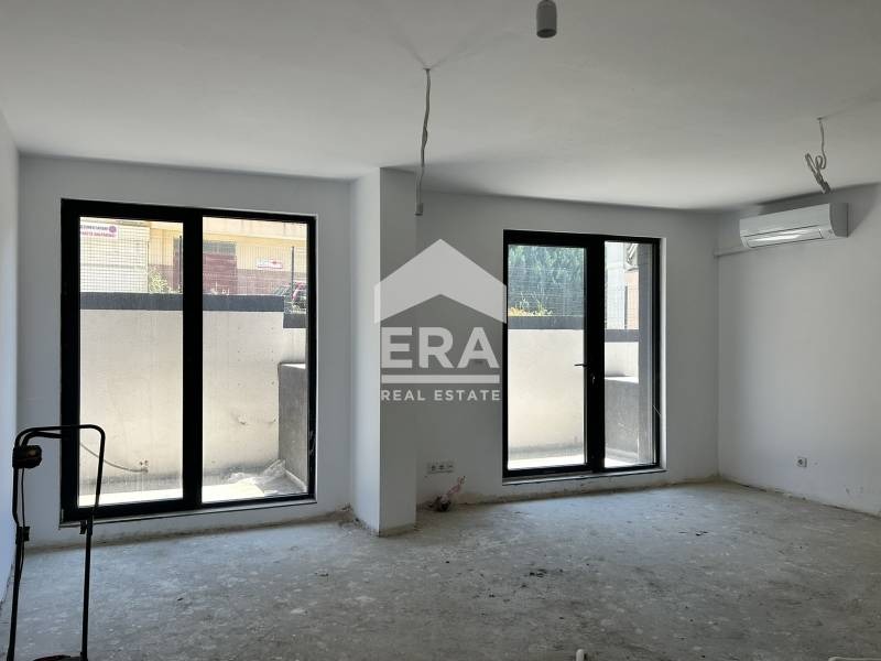 Продава БИЗНЕС ИМОТ, гр. Варна, Левски 1, снимка 2 - Други - 51910950