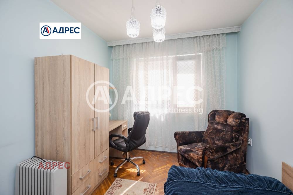 Продава МНОГОСТАЕН, гр. Варна, Лятно кино Тракия, снимка 11 - Апартаменти - 54912425