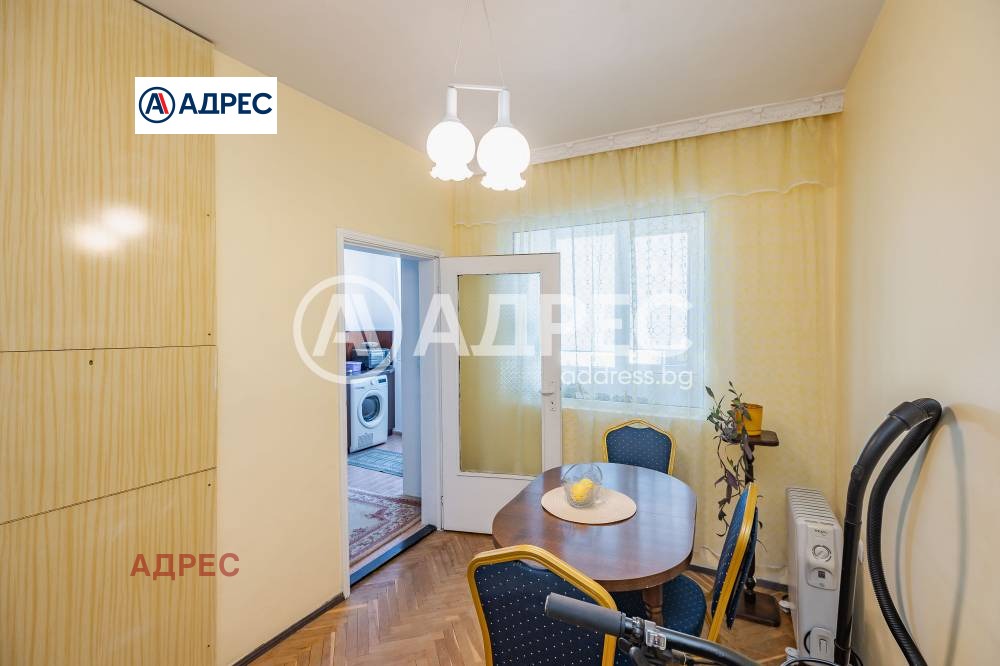 Продава МНОГОСТАЕН, гр. Варна, Лятно кино Тракия, снимка 16 - Апартаменти - 54912425