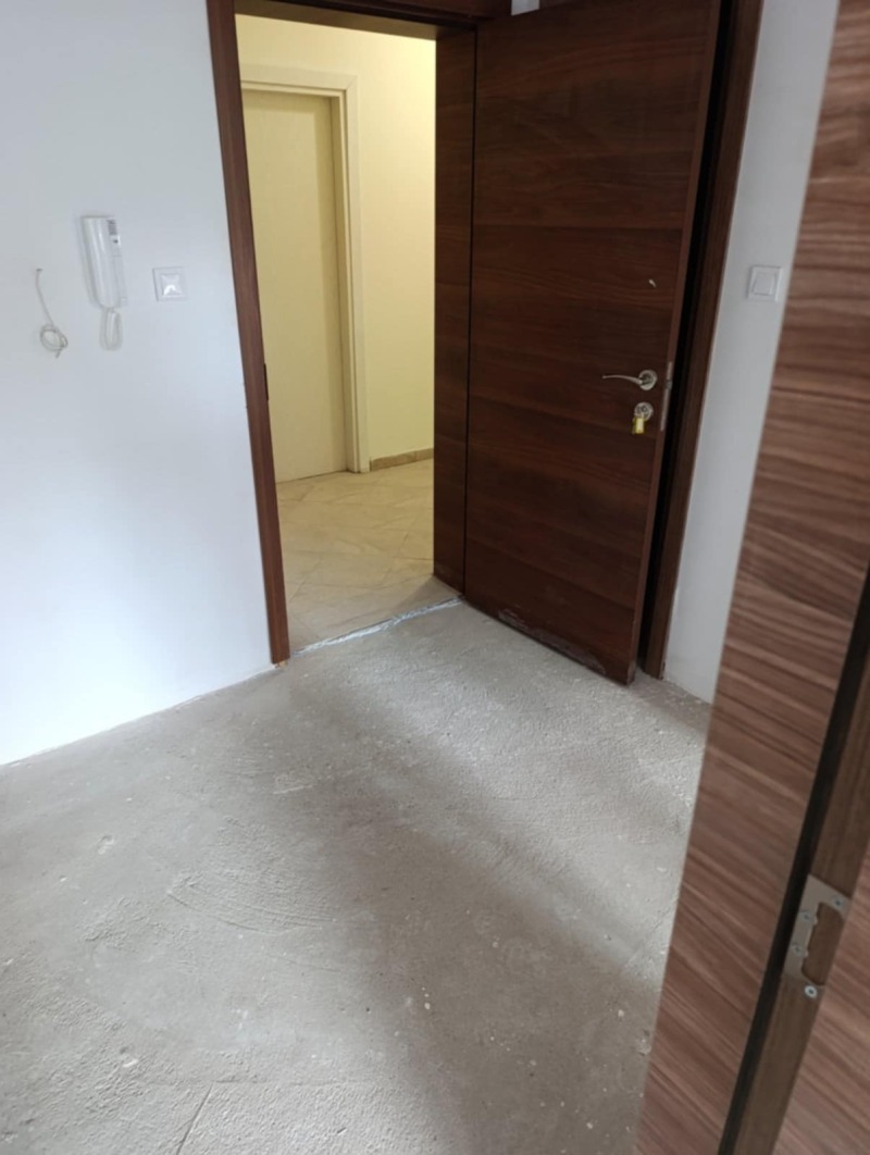Продава  2-стаен град Плевен , Широк център , 79 кв.м | 31004592 - изображение [5]