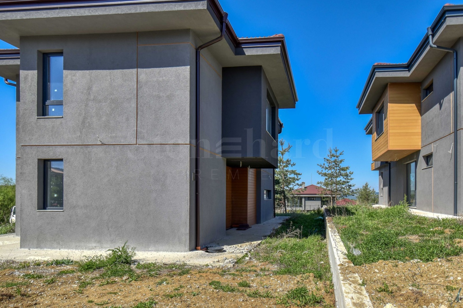 Продава КЪЩА, с. Кладница, област Перник, снимка 3 - Къщи - 53130130
