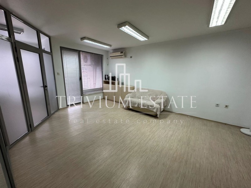 Продава ОФИС в град Пловдив, Младежки Хълм - 105 кв.м / 225 750 € » 441 528.62 лв., ТРИВИУМ ЕСТЕЙТ