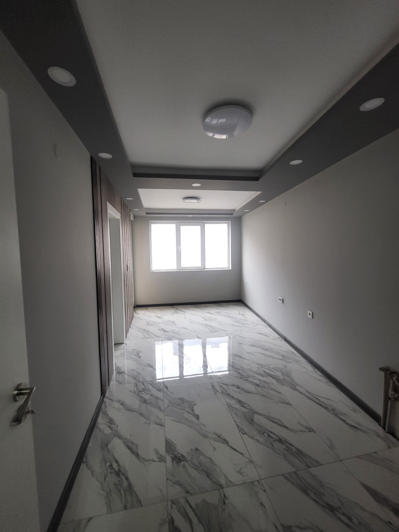 Продава 3-СТАЕН, гр. Плевен, Широк център, снимка 16 - Апартаменти - 53243003