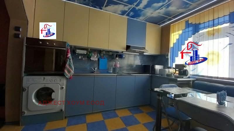 Продава 3-СТАЕН, гр. Шумен, Тракия, снимка 3 - Апартаменти - 56697975