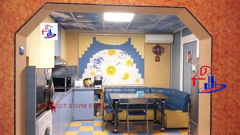 Продава 3-СТАЕН, гр. Шумен, Тракия, снимка 2 - Апартаменти - 56697975