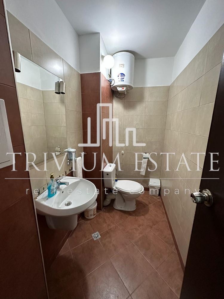 Продава ОФИС, гр. Пловдив, Младежки Хълм, снимка 9 - Офиси - 54303114