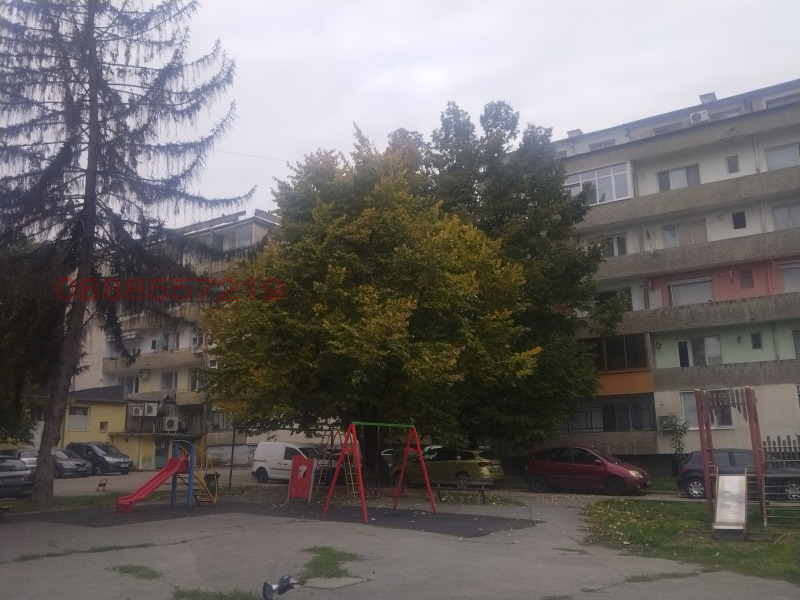 Продава АТЕЛИЕ, ТАВАН, гр. Разград, Център, снимка 7 - Апартаменти - 52770018