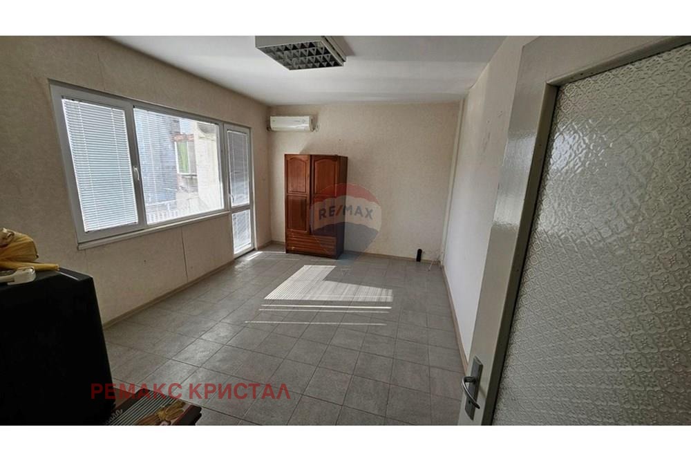 Продава 1-СТАЕН, гр. Пловдив, Тракия