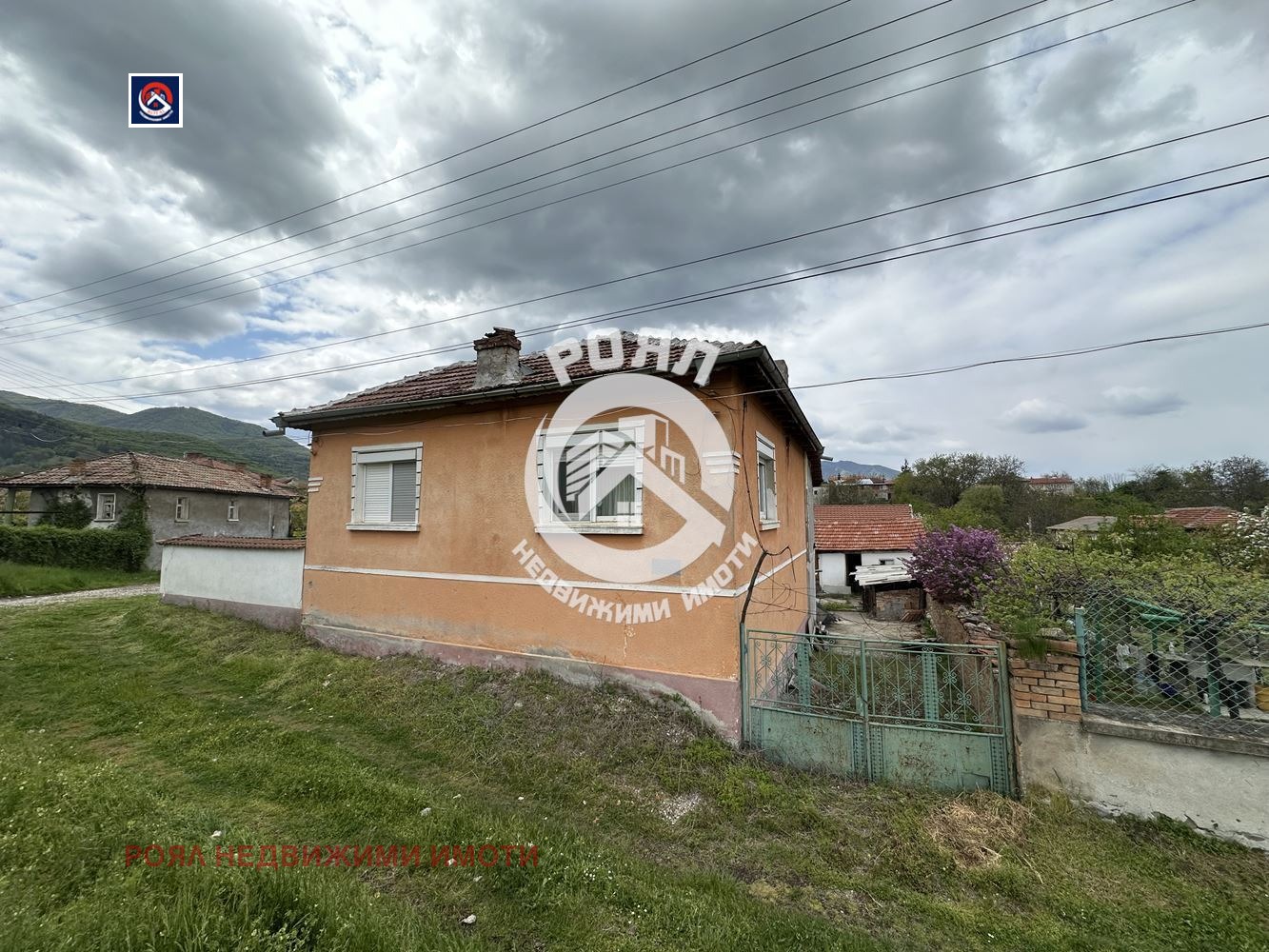 Продава КЪЩА, с. Тополово, област Пловдив, снимка 3 - Къщи - 54406517