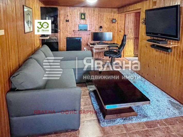 Продава КЪЩА, с. Оброчище, област Добрич, снимка 15 - Къщи - 48420513