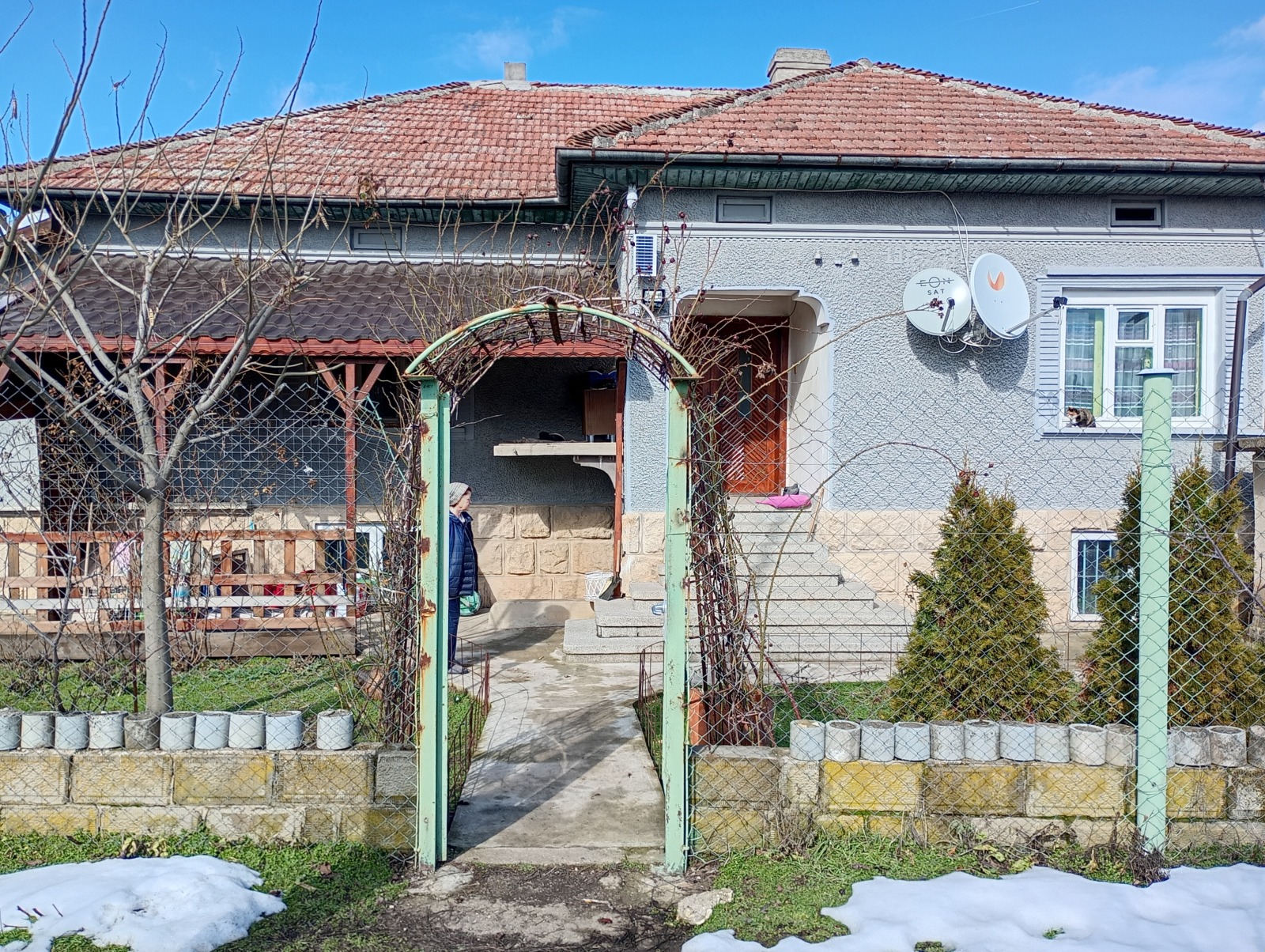 Продава КЪЩА, с. Борисово, област Русе