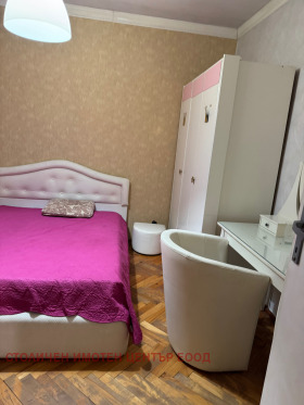 À venda 1 quarto