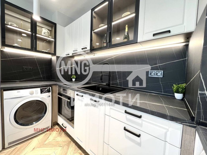 In vendita  2 camere da letto Plovdiv , Mladegki Halm , 97 mq | 72870362 - Immagine [7]