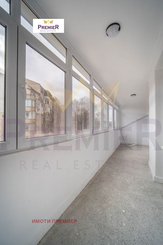 Продава 4-СТАЕН, гр. Варна, Лятно кино Тракия, снимка 9 - Апартаменти - 54409590