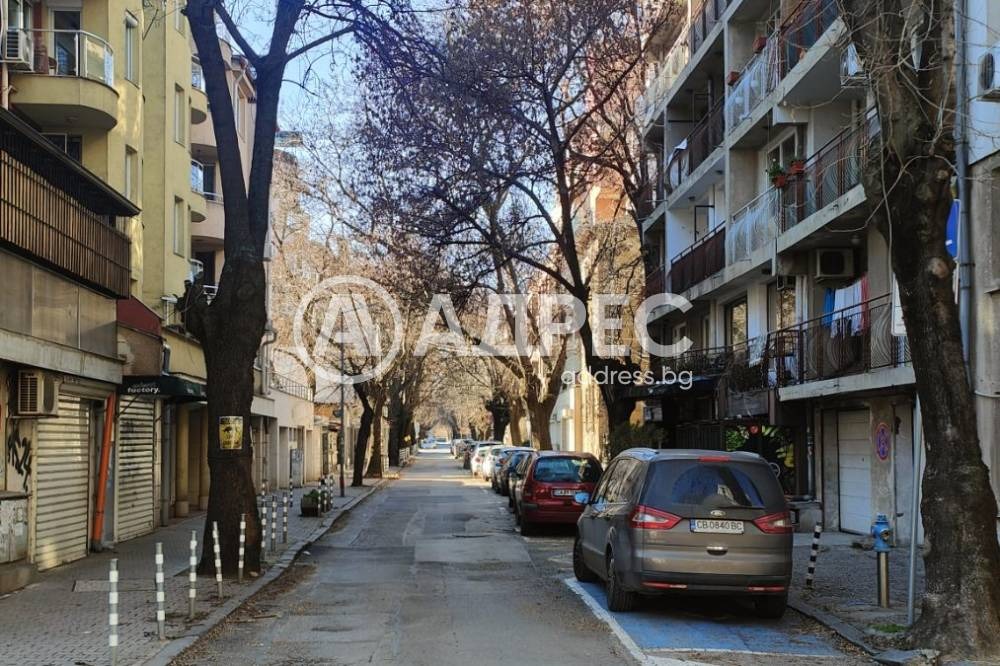 Продава 3-СТАЕН, гр. София, Център, снимка 2 - Апартаменти - 54604885
