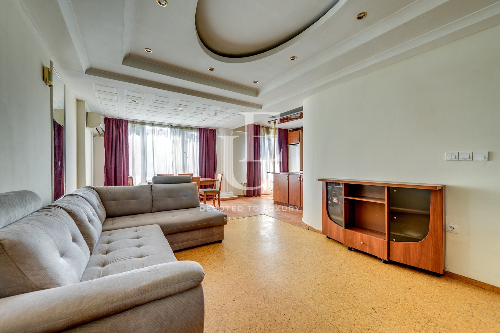 Продава 3-СТАЕН, гр. София, Изток