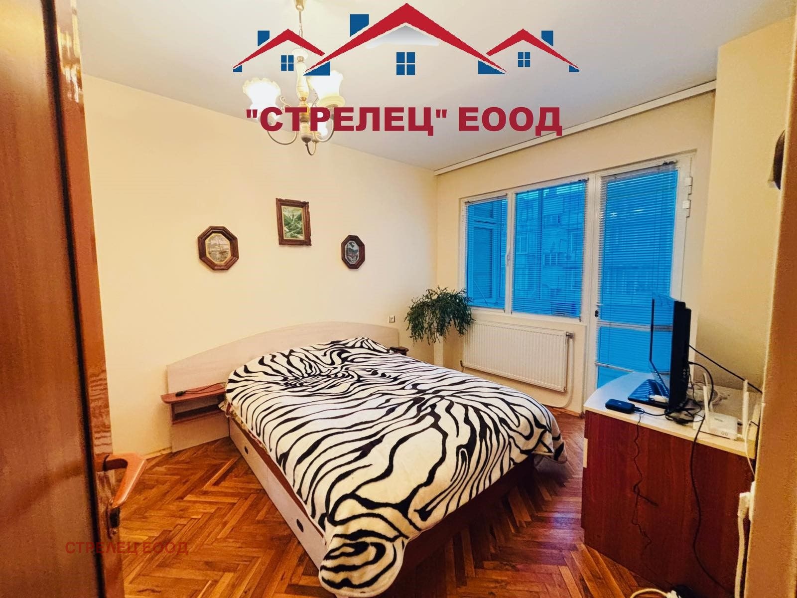 Продава МНОГОСТАЕН, гр. Добрич, Център, снимка 6 - Апартаменти - 54752354