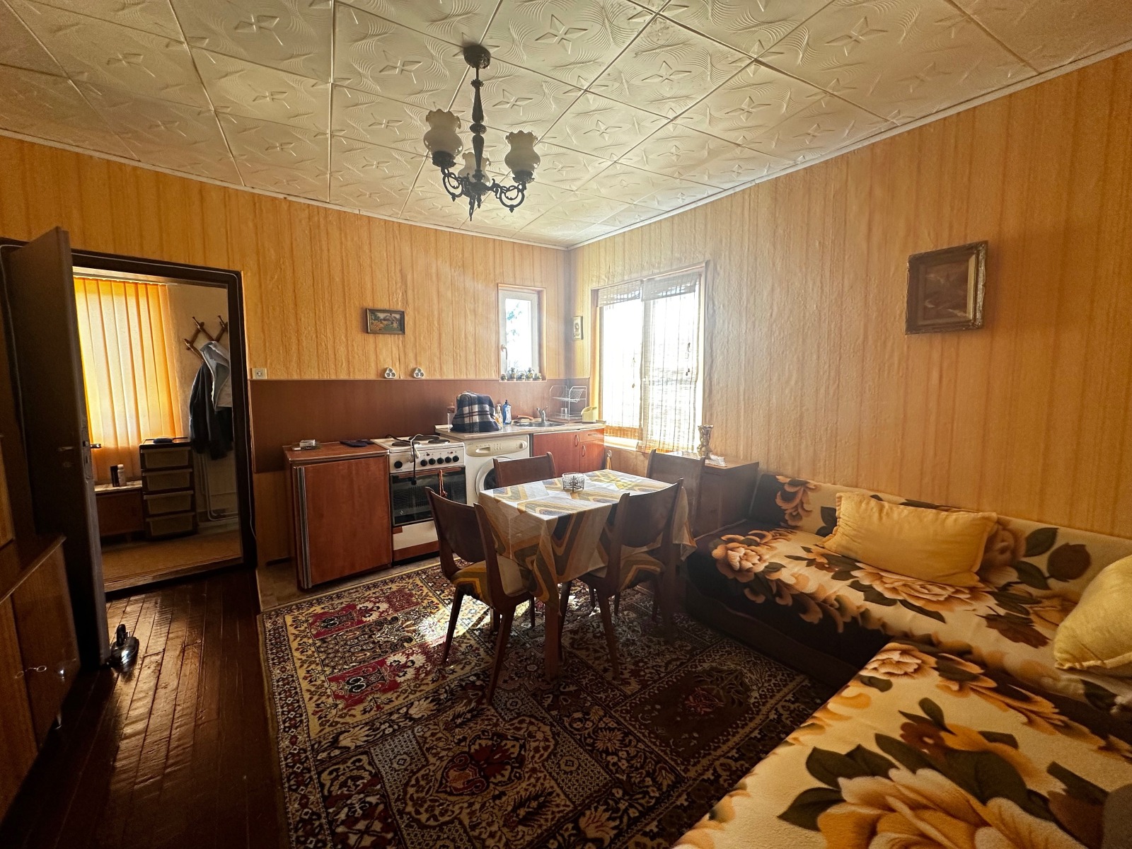 Продава КЪЩА, с. Долни Раковец, област Перник, снимка 8 - Къщи - 53915100