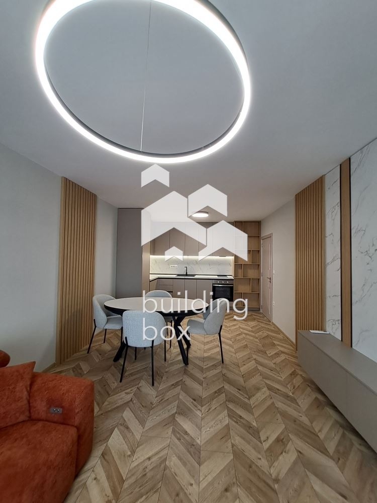 Продава 2-СТАЕН, гр. Варна, Център, снимка 2 - Апартаменти - 56118050