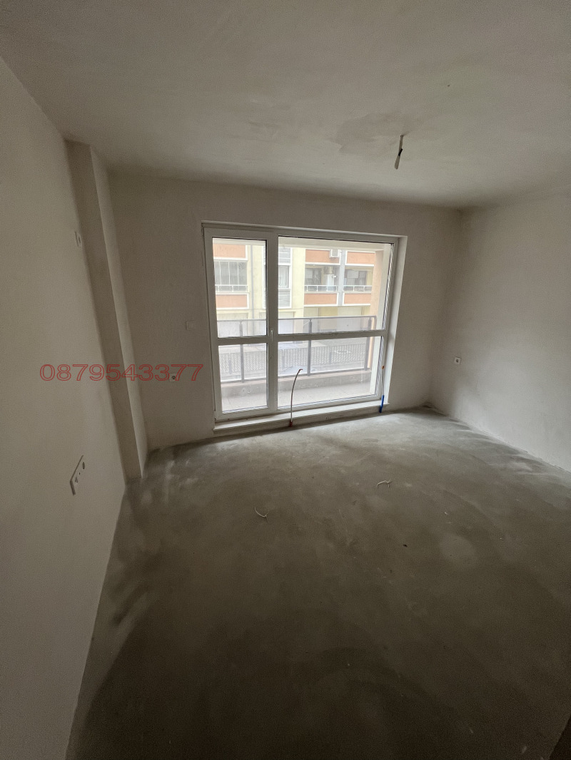 Продава 3-СТАЕН, гр. Шумен, Математическа гимназия, снимка 2 - Апартаменти - 53419741