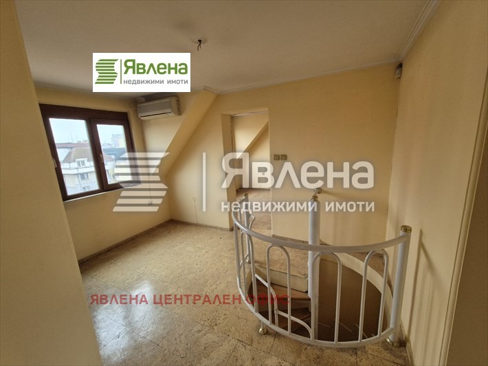 Продава 4-СТАЕН, гр. София, Оборище, снимка 9 - Aпартаменти - 48970093