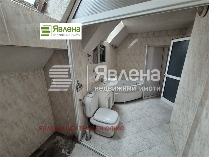 Продава 4-СТАЕН, гр. София, Оборище, снимка 15 - Aпартаменти - 48970093