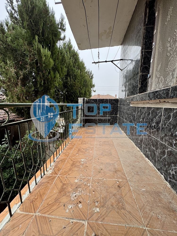 Продава ЕТАЖ ОТ КЪЩА, гр. Павликени, област Велико Търново, снимка 14 - Етаж от къща - 52652916