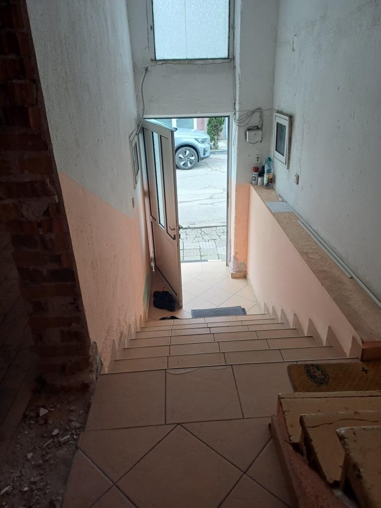 Продава ЕТАЖ ОТ КЪЩА, гр. Гоце Делчев, област Благоевград, снимка 2 - Етаж от къща - 53778512