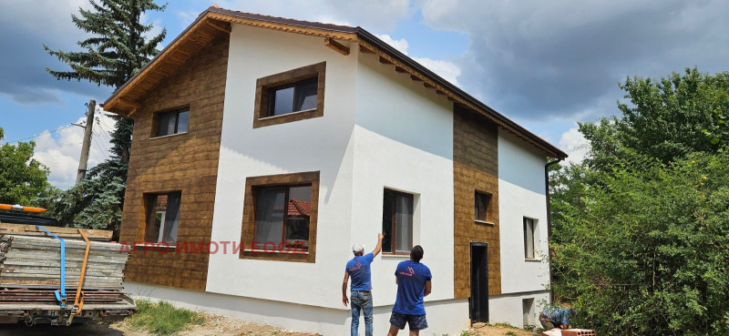 In vendita  Casa regione Sofia , Boeritsa , 260 mq | 87775826