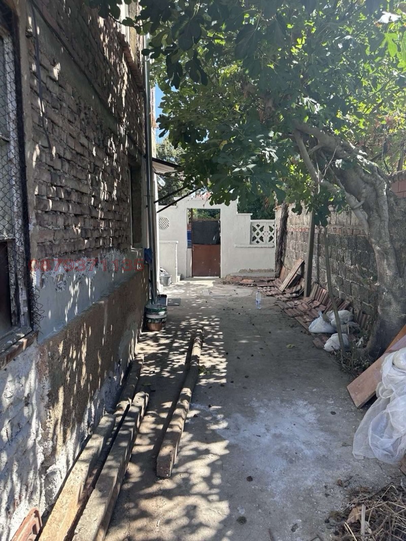 Продава КЪЩА, гр. Пазарджик, Идеален център, снимка 3 - Къщи - 52771718