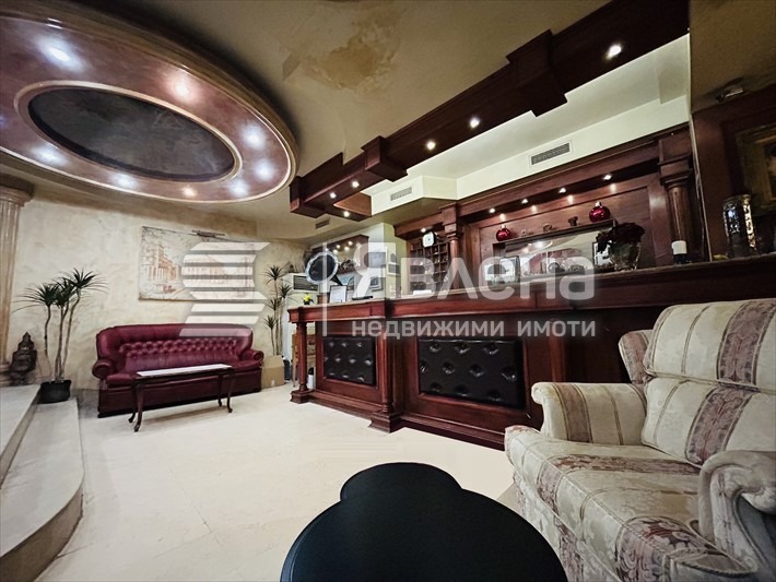 Продава ХОТЕЛ, гр. Варна, Гръцка махала, снимка 3 - Хотели - 53182666