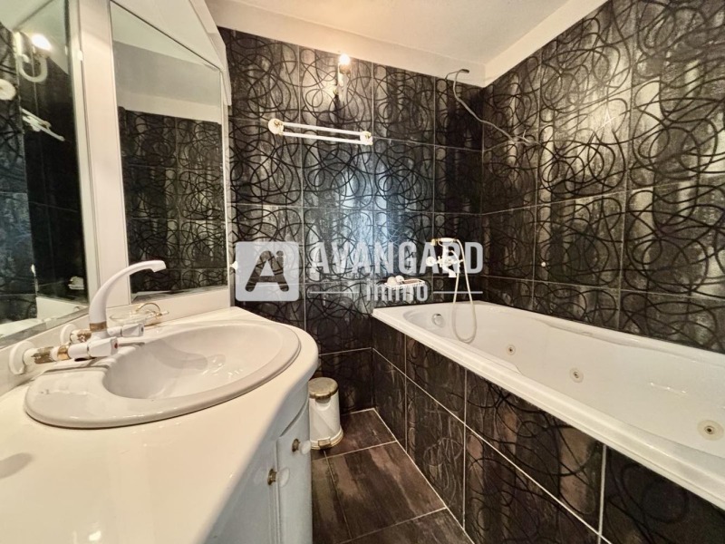 Продава  Многостаен град Варна , Център , 136 кв.м | 81171060 - изображение [11]